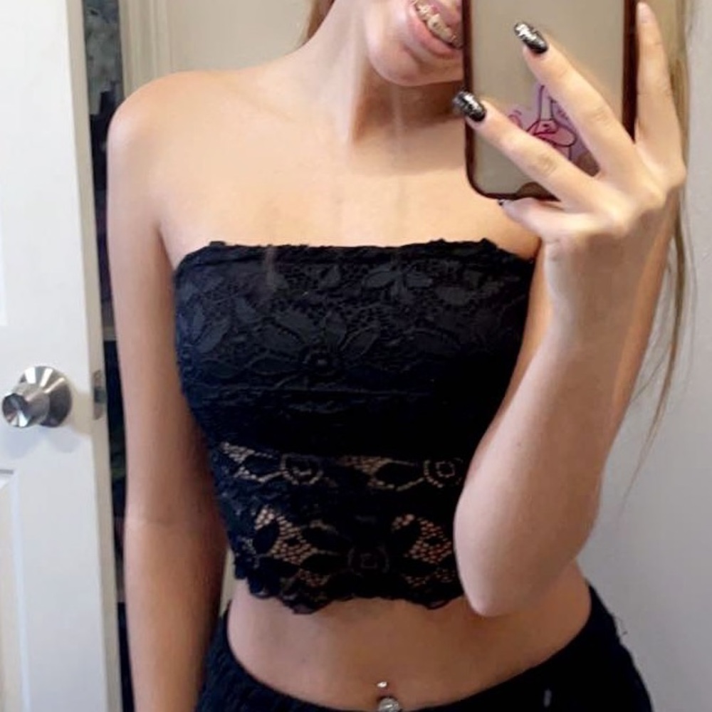 crop top laced
